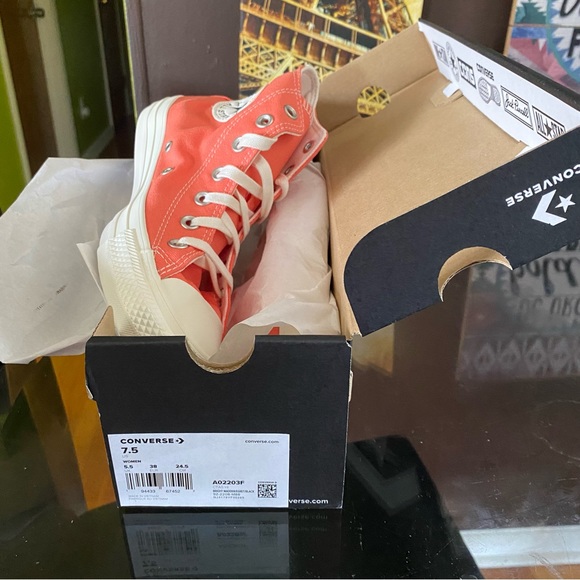 NWT Converse High Top Sneakers - Picture 14 of 14